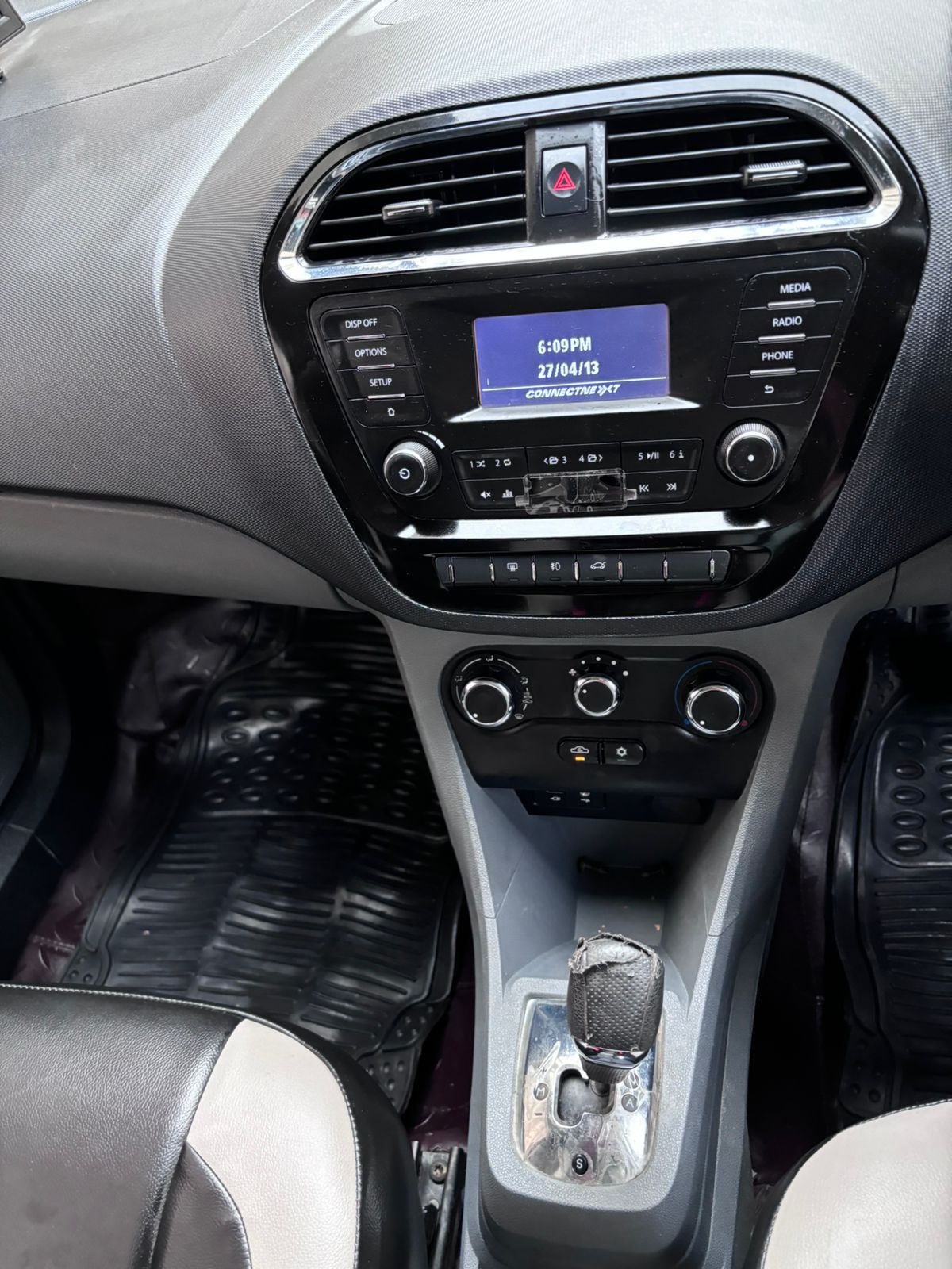 Tigor image 15 Tigor image 15