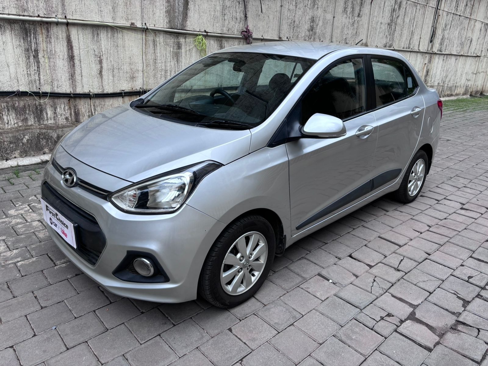 Xcent image 2 Xcent image 2