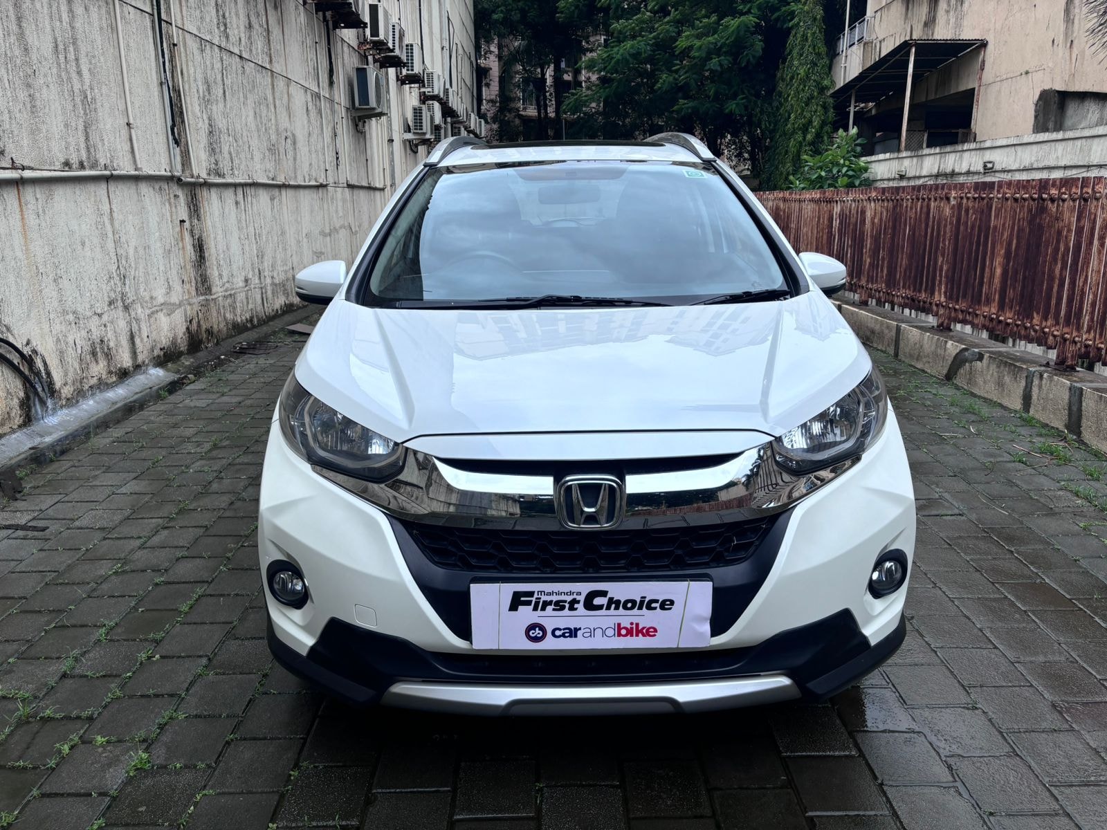 WR-V image 1 WR-V image 1