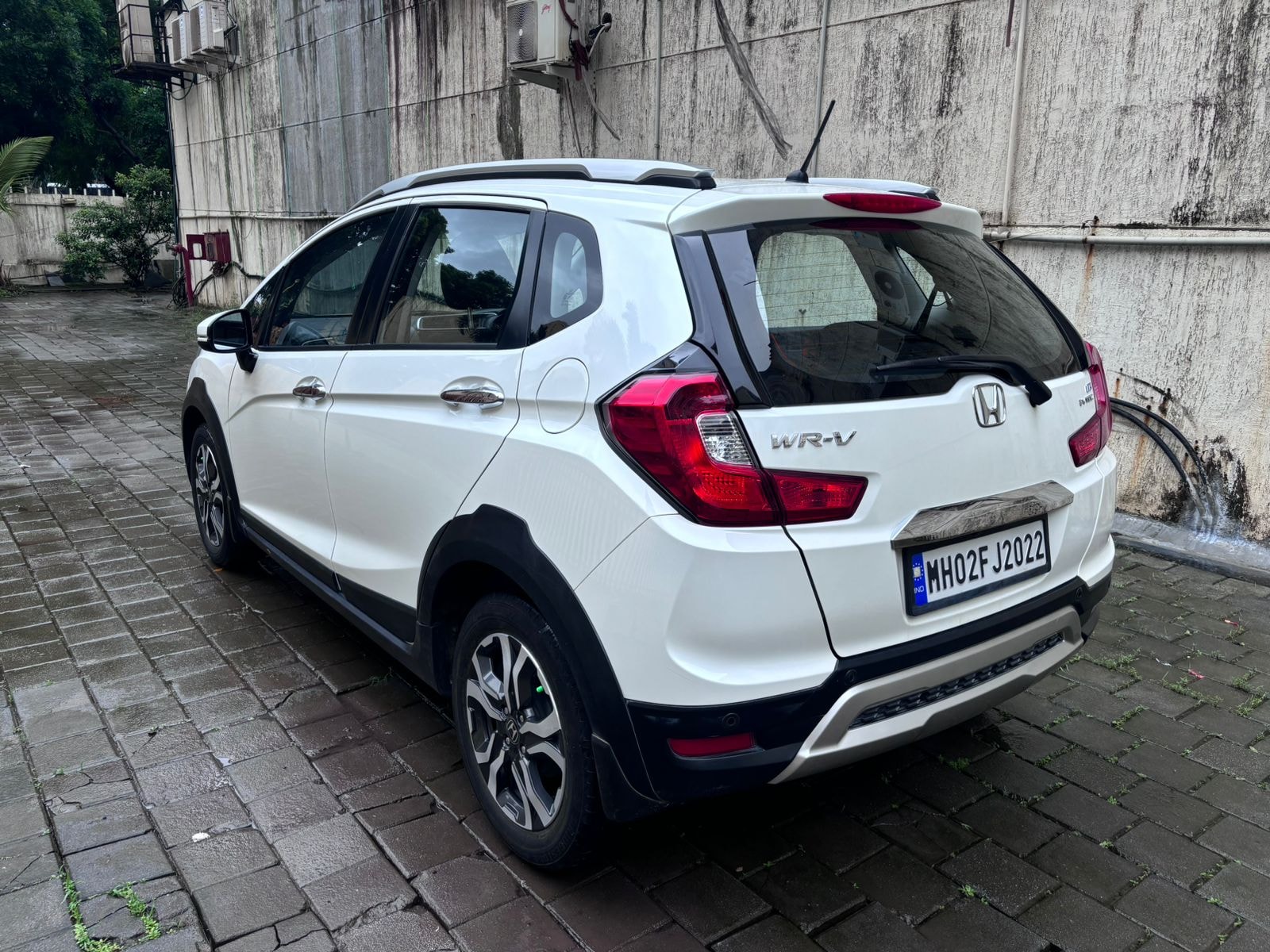 WR-V image 2 WR-V image 2