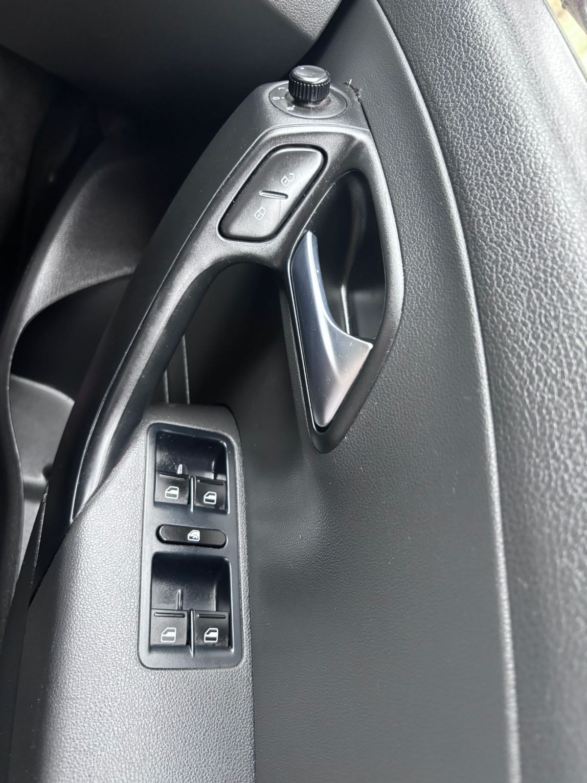 Polo image 5 Polo image 5