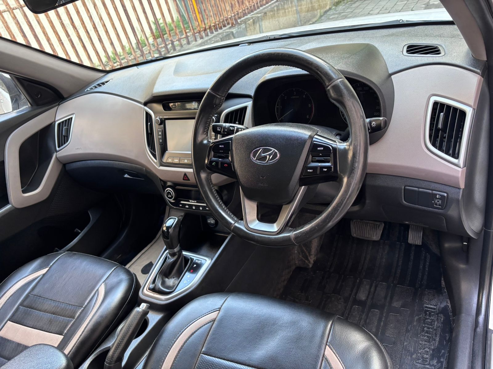 Creta image 12 Creta image 12