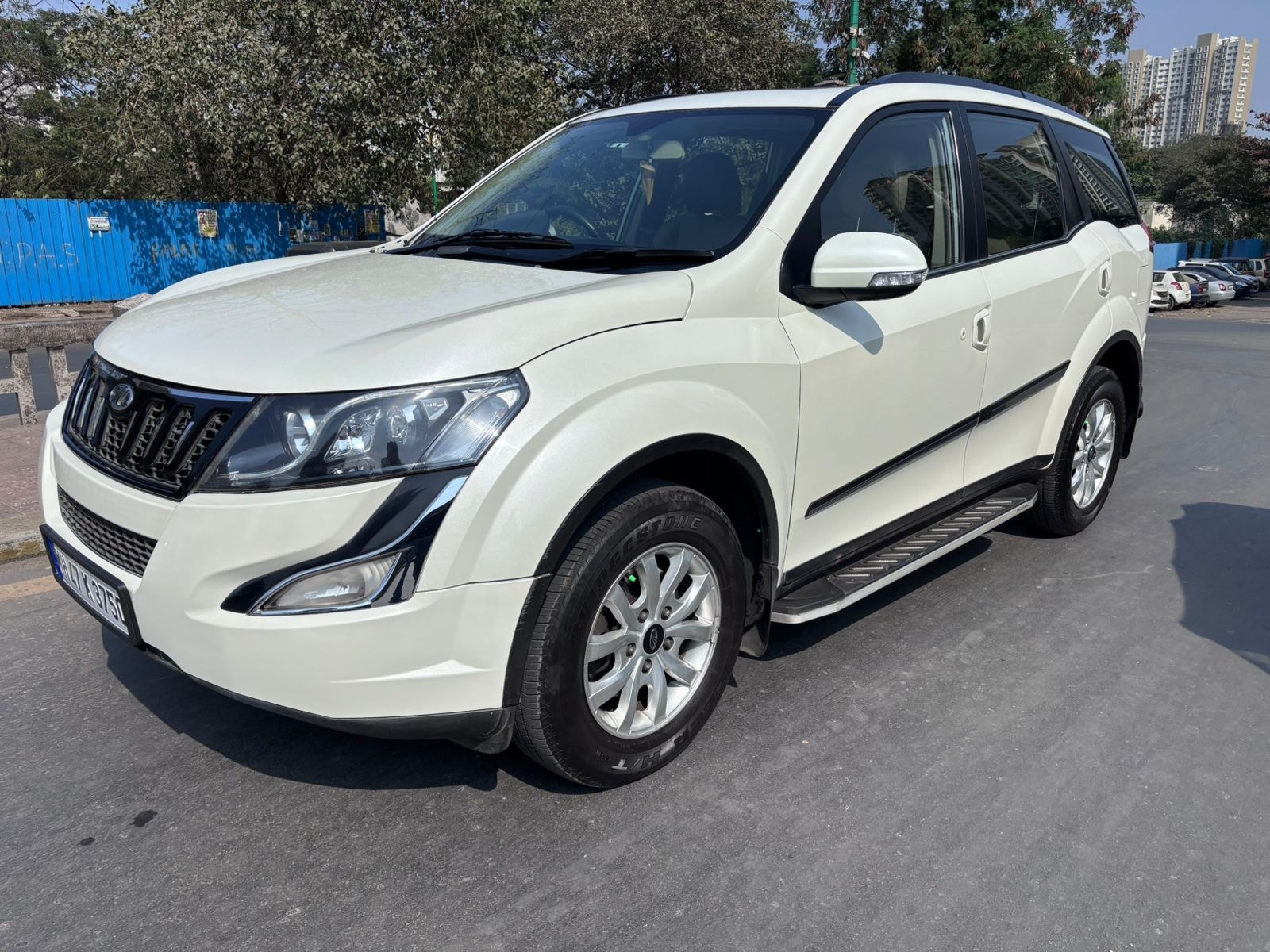 XUV500 image 2 XUV500 image 2