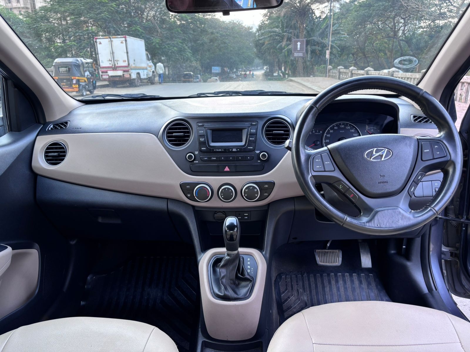 Grand i10 image 12 Grand i10 image 12