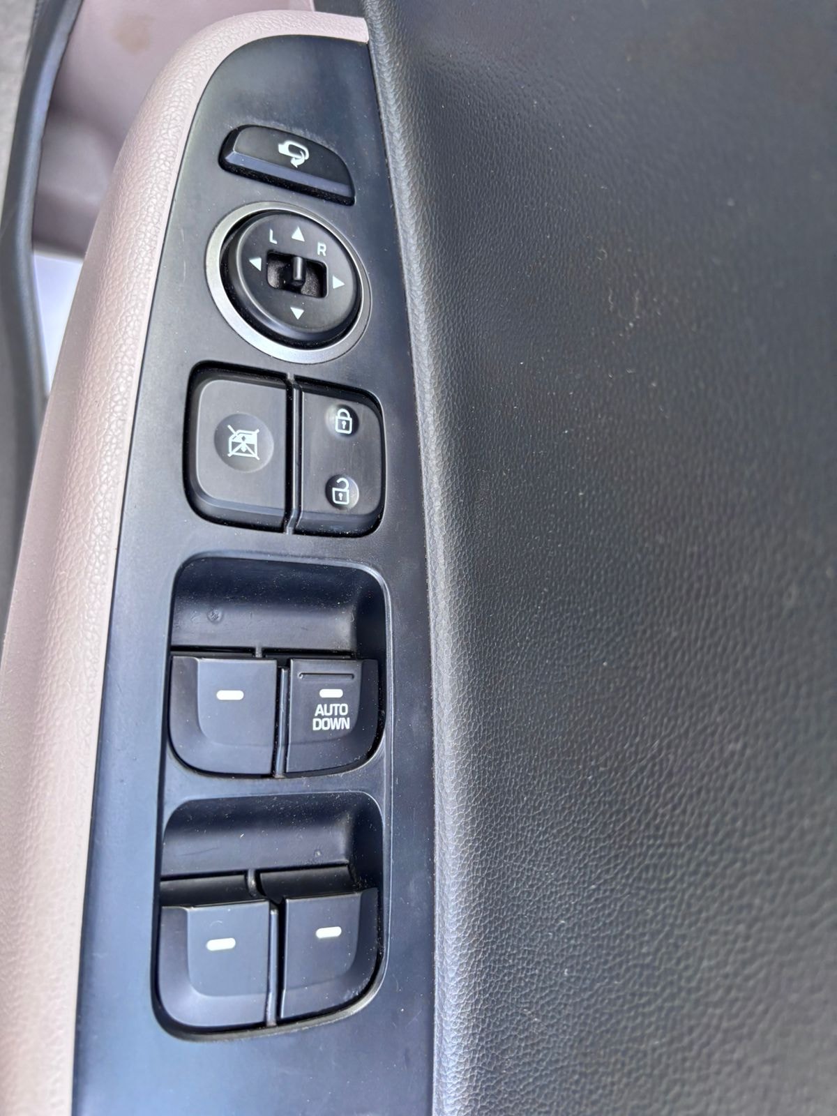 Grand i10 image 16 Grand i10 image 16