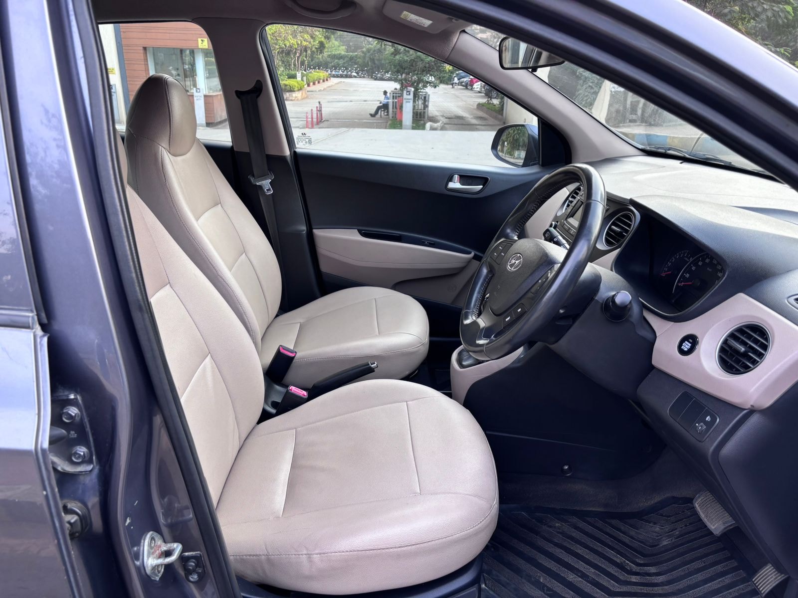 Grand i10 image 14 Grand i10 image 14