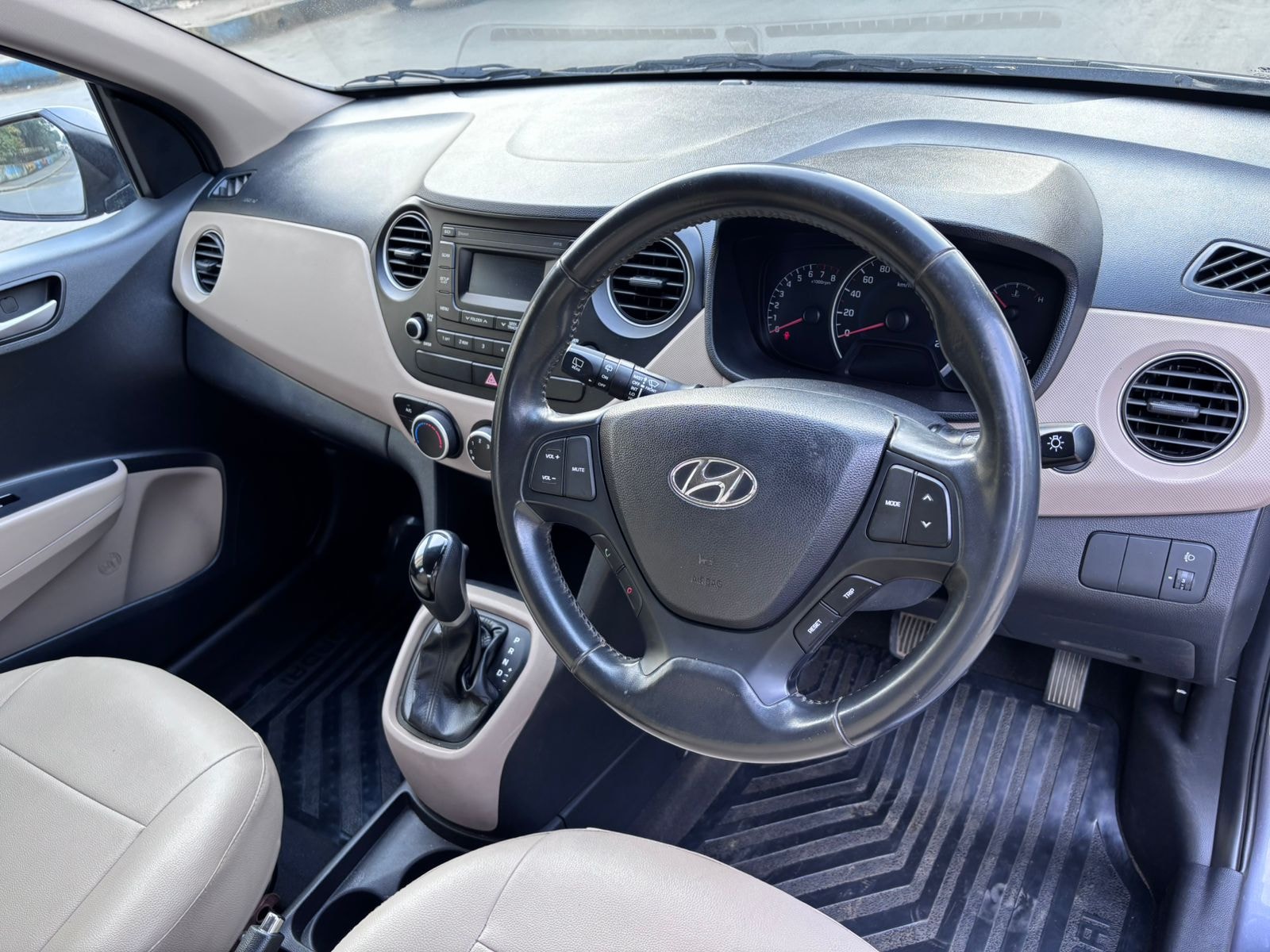 Grand i10 image 13 Grand i10 image 13