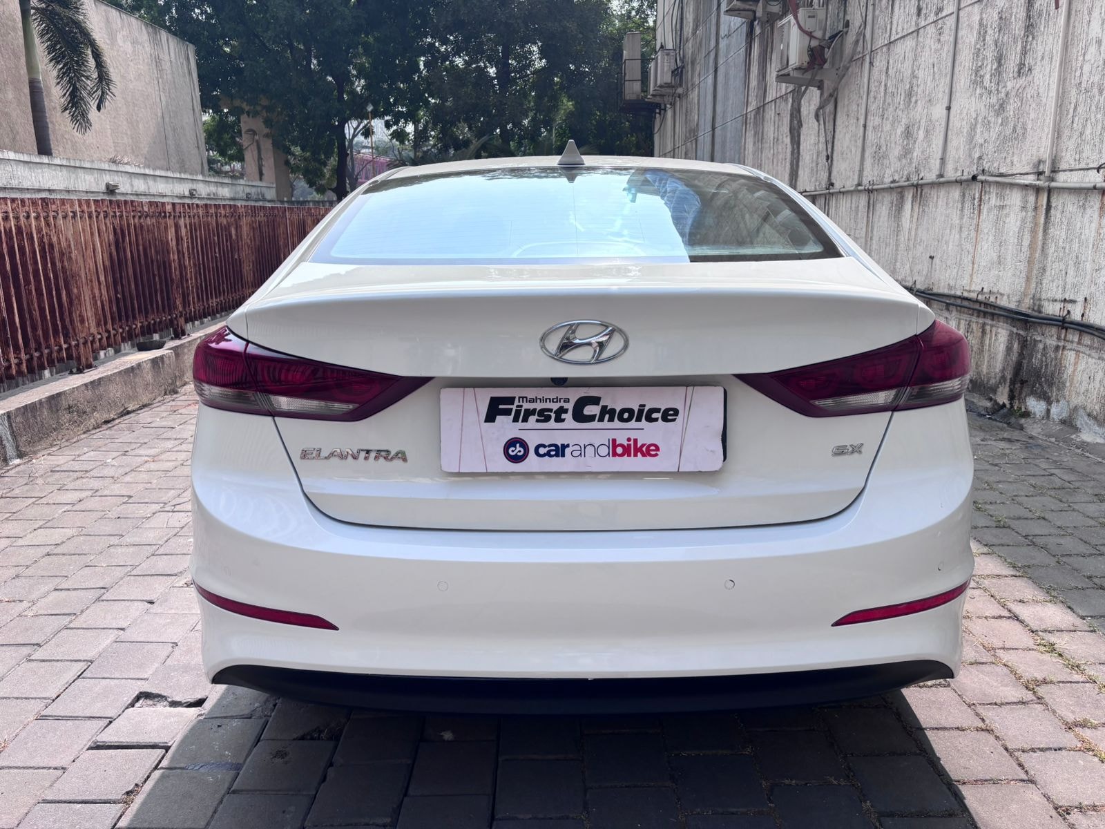 Elantra image 4 Elantra image 4