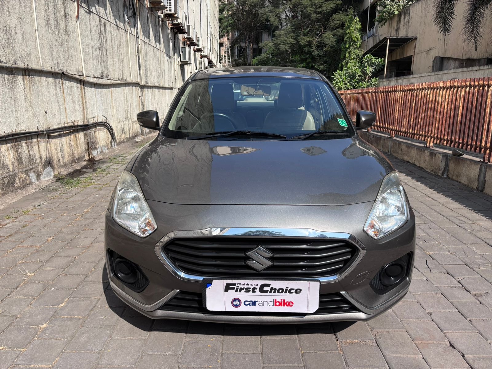 Swift DZire image 1 Swift DZire image 1