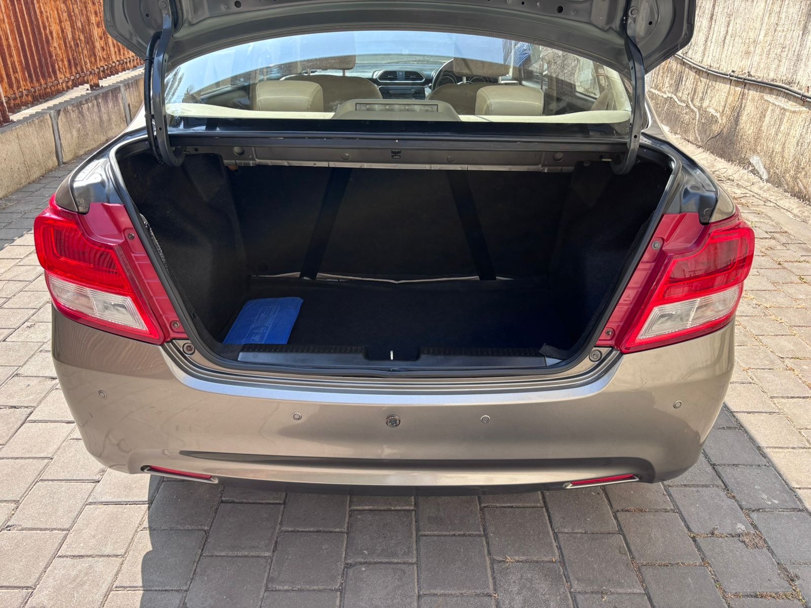 Swift DZire image 3 Swift DZire image 3