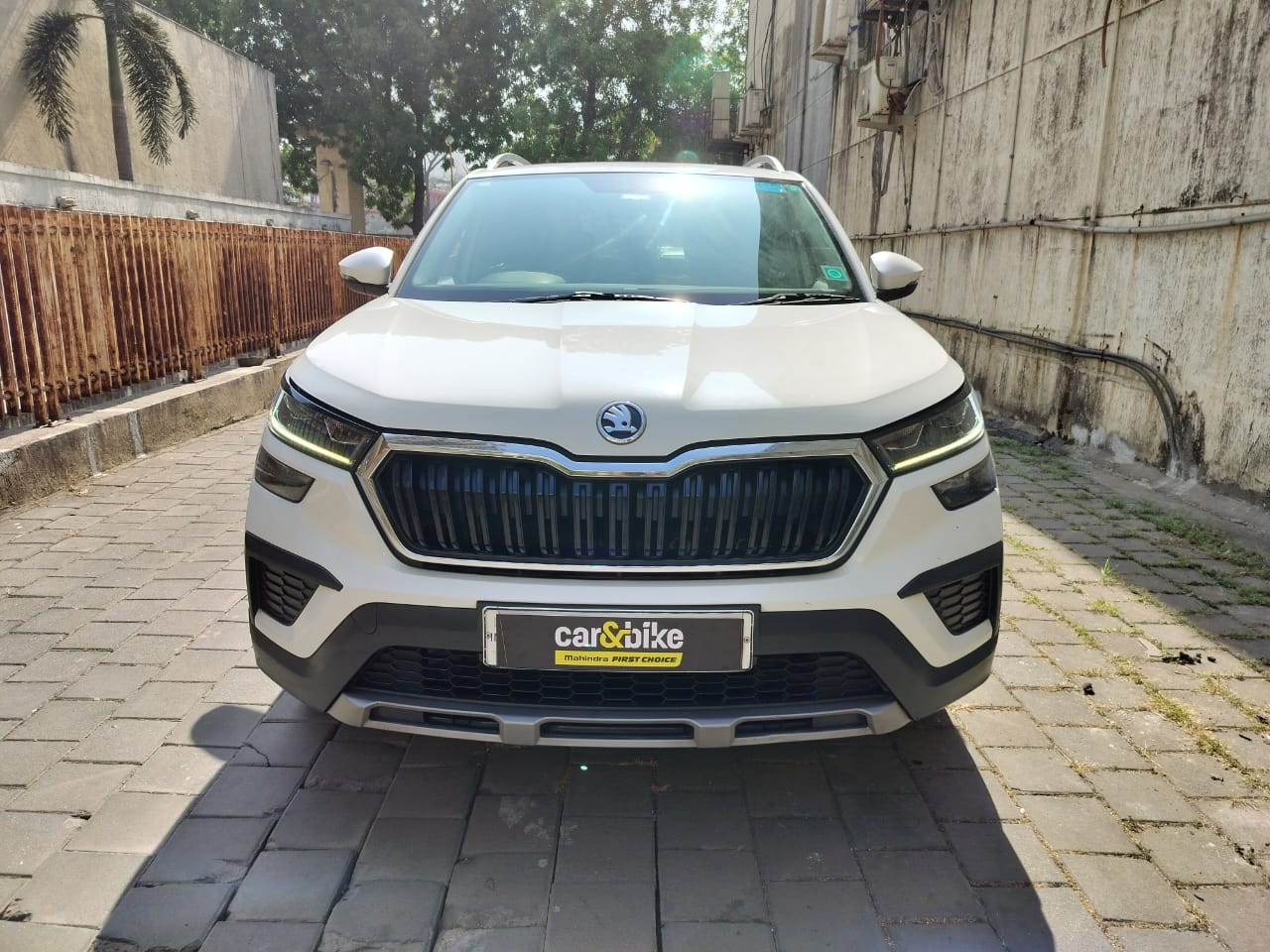 Kushaq image 1 Kushaq image 1