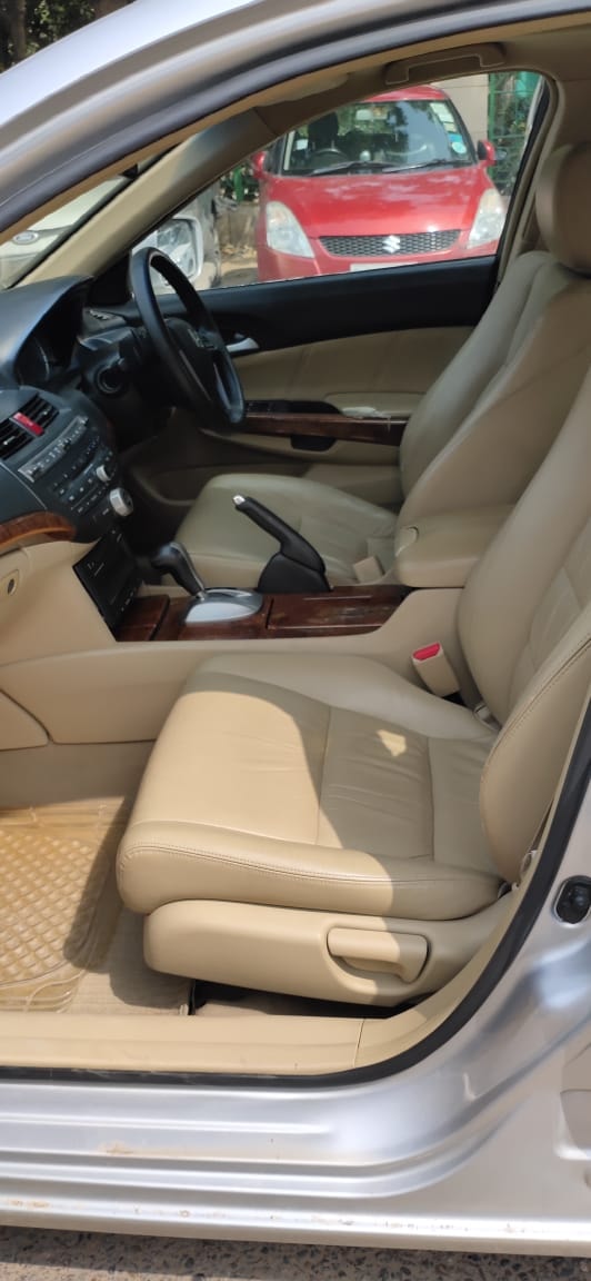 Accord image 6 Accord image 6