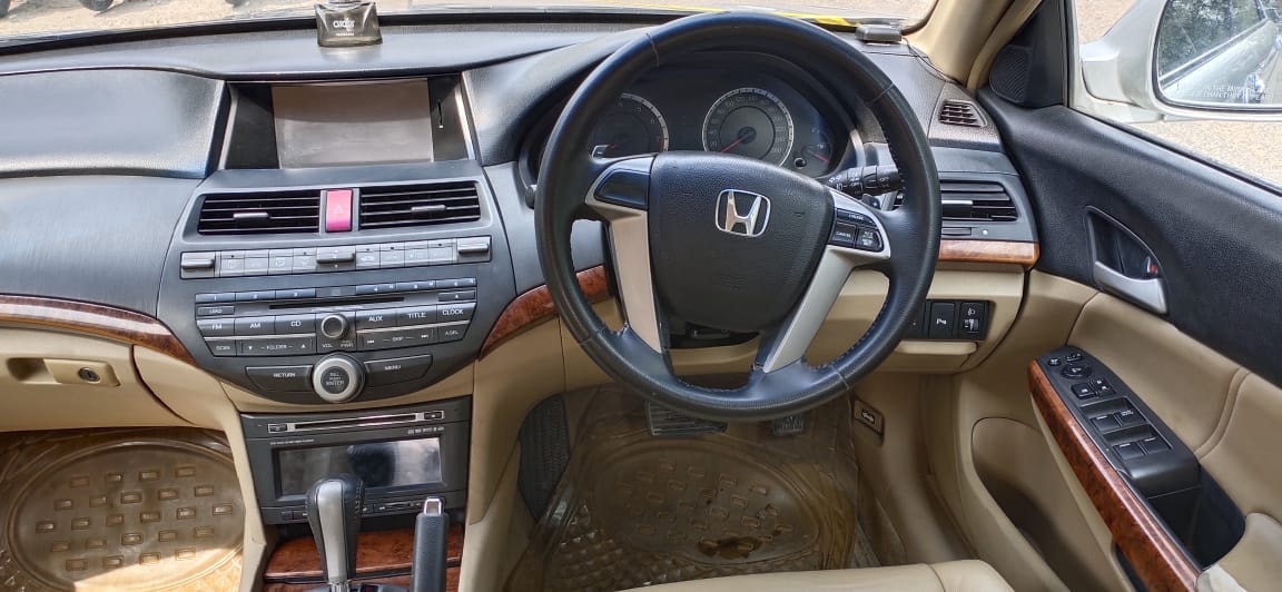 Accord image 10 Accord image 10