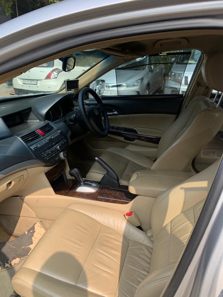 Accord image 6 Accord image 6