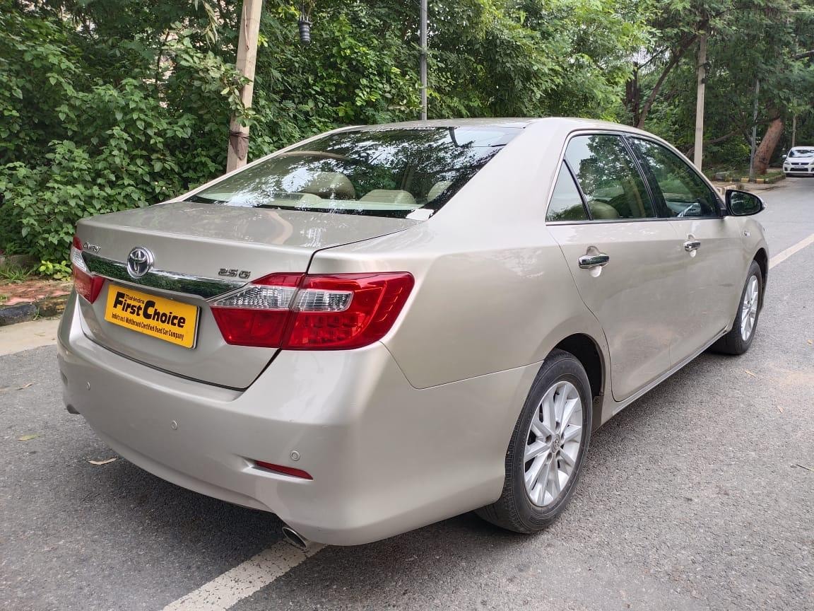 Camry image 12 Camry image 12