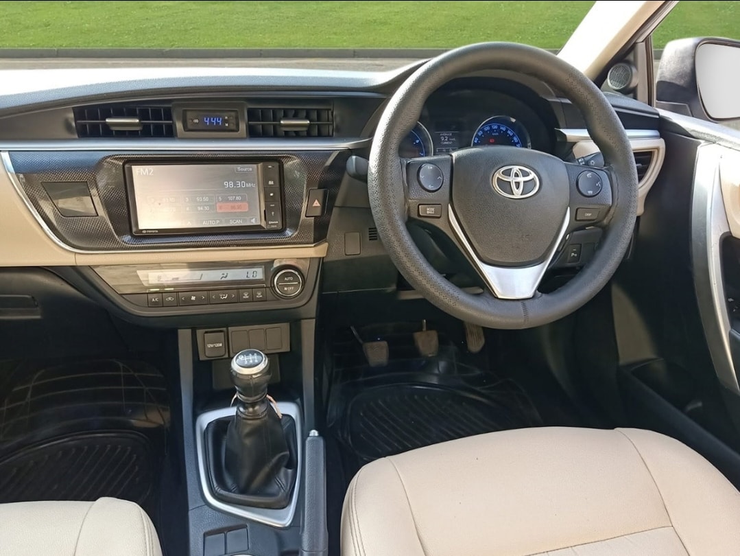Corolla Altis image 16 Corolla Altis image 16