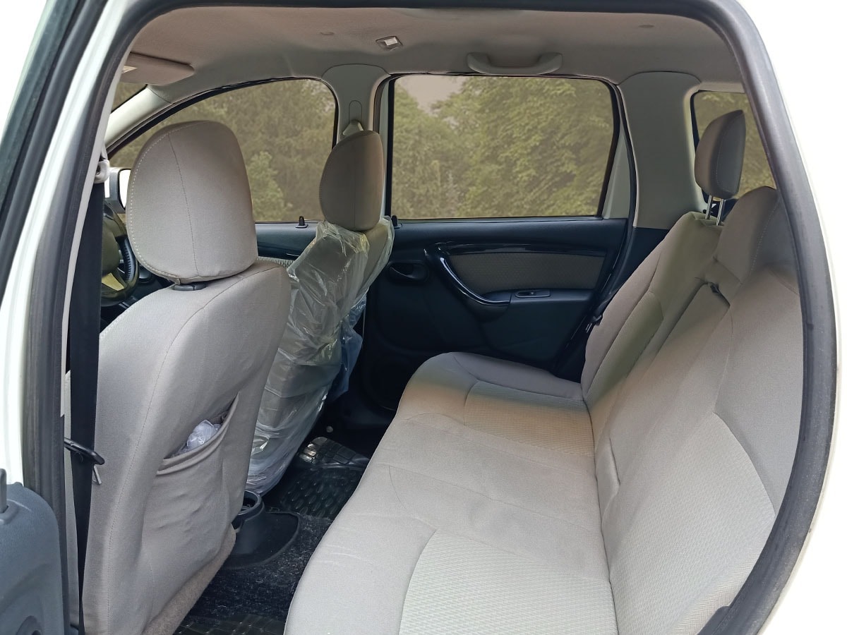 Duster image 12 Duster image 12