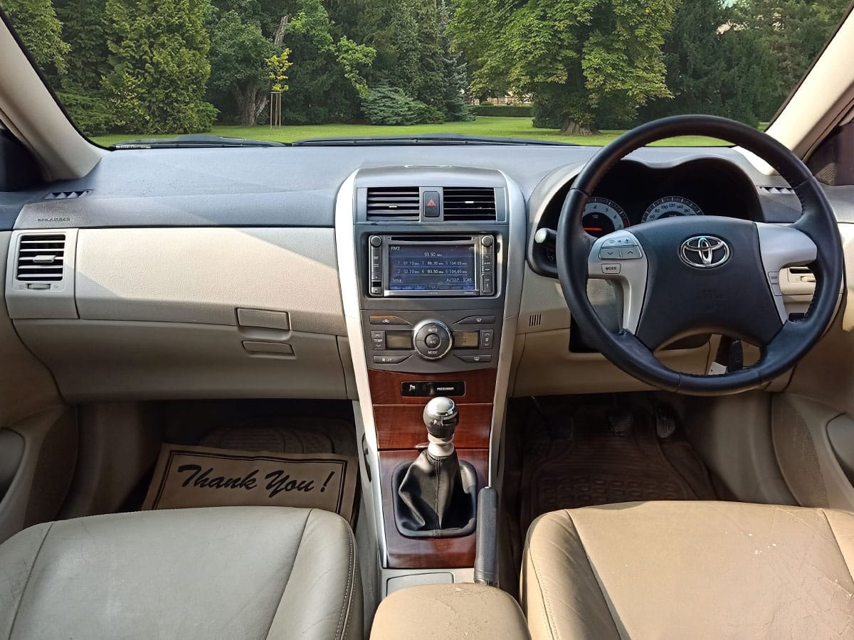 Corolla Altis image 12 Corolla Altis image 12