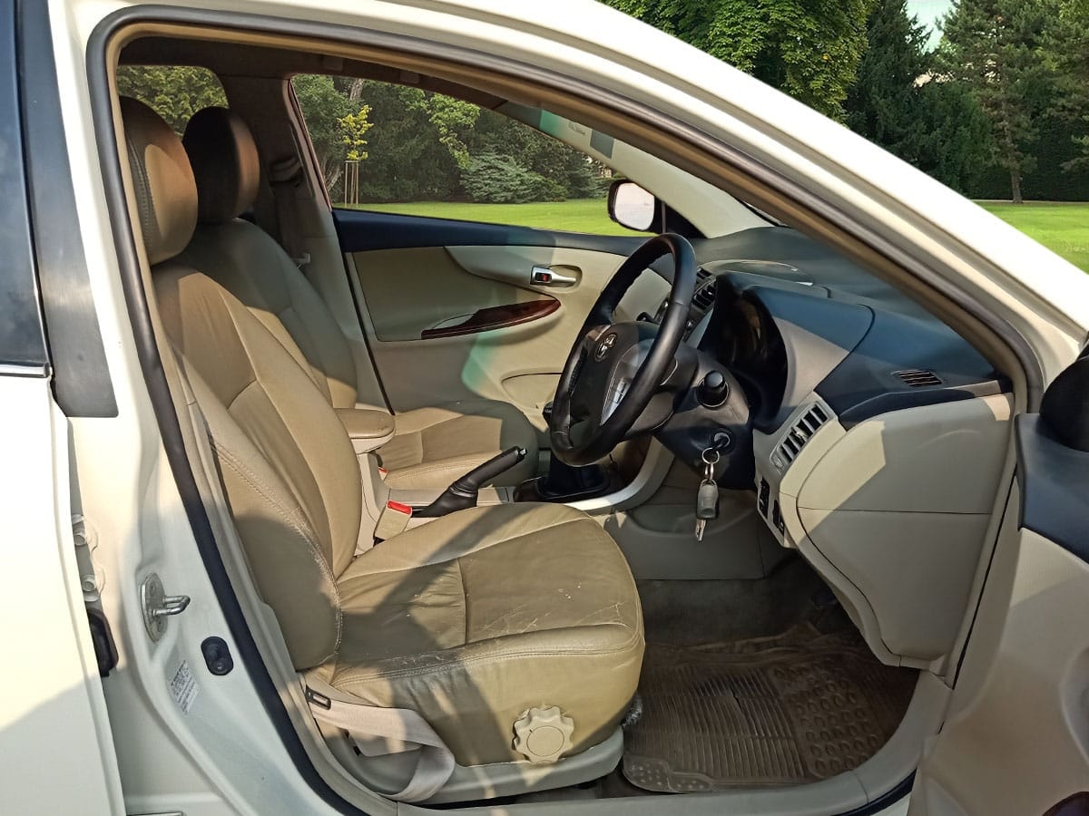 Corolla Altis image 16 Corolla Altis image 16