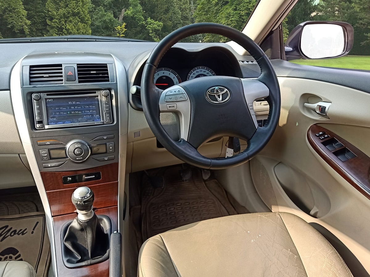 Corolla Altis image 13 Corolla Altis image 13