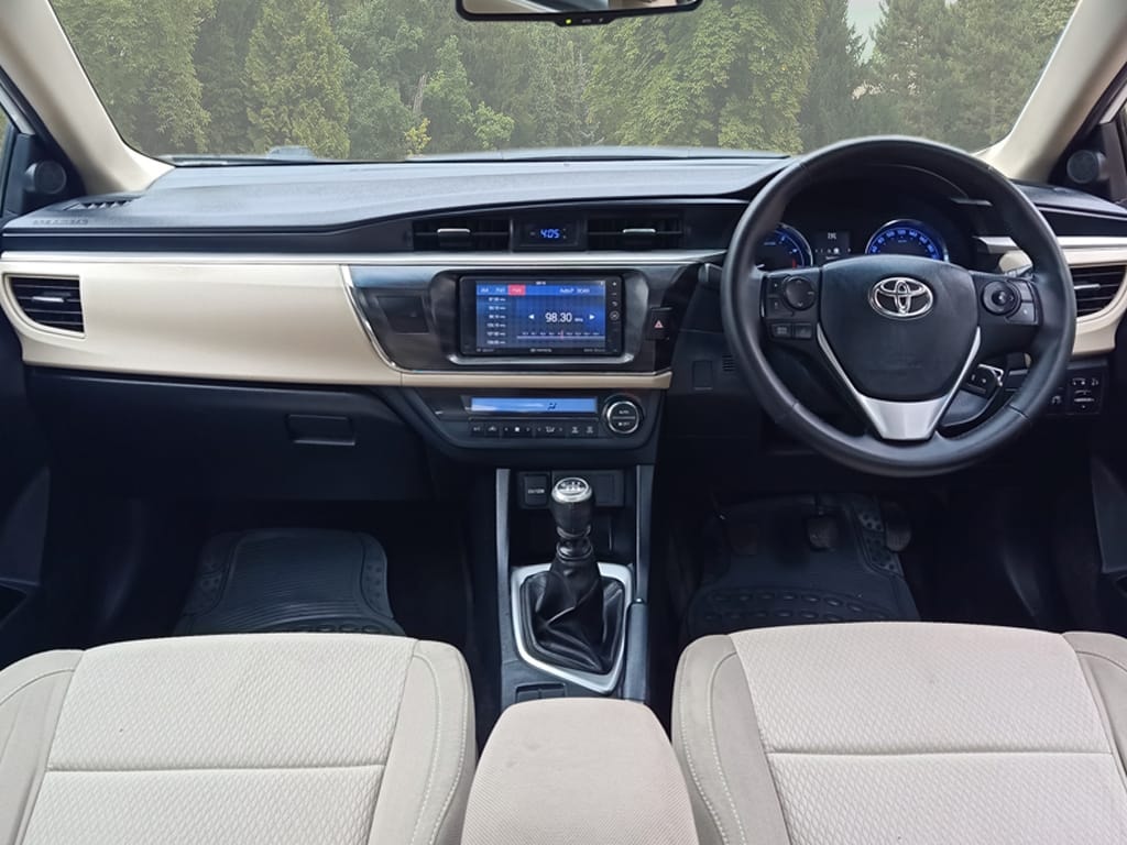 Corolla Altis image 12 Corolla Altis image 12