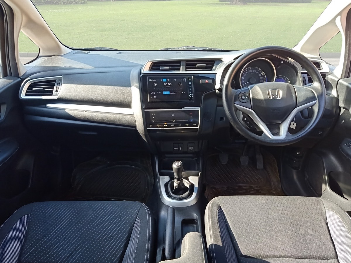 WR-V image 12 WR-V image 12