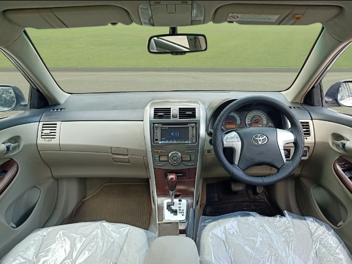 Corolla Altis image 12 Corolla Altis image 12