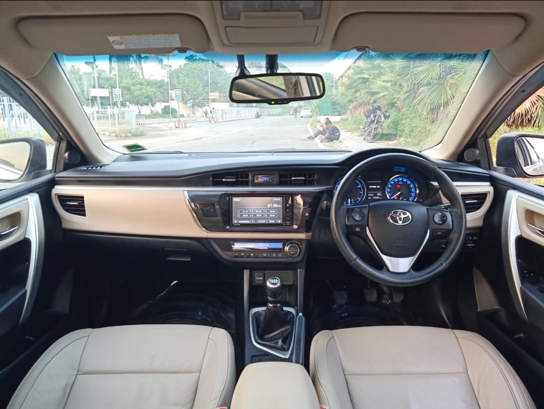 Corolla Altis image 12 Corolla Altis image 12