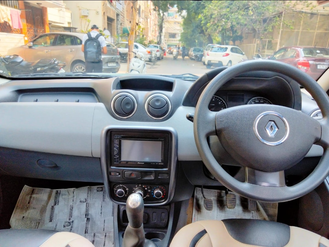 Duster image 12 Duster image 12