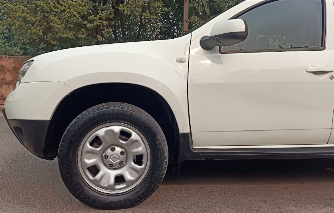 Duster image 9 Duster image 9