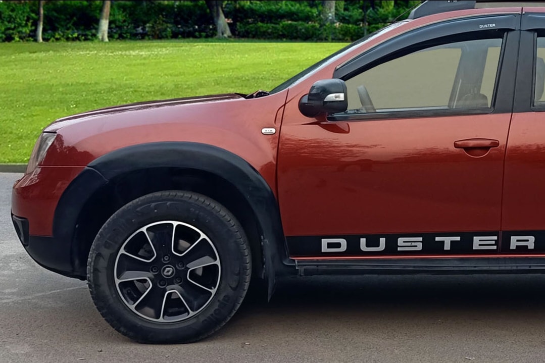 Duster image 9 Duster image 9