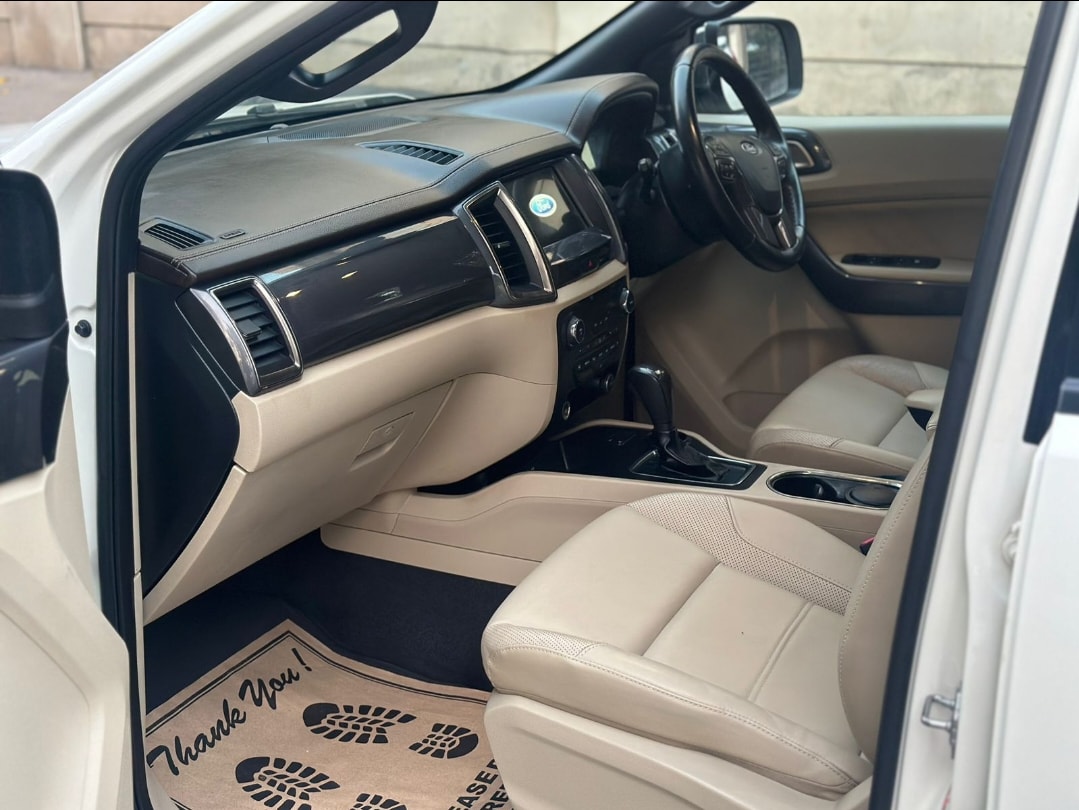 Endeavour image 12 Endeavour image 12