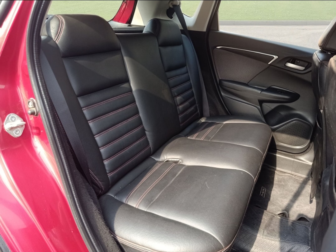 WR-V image 15 WR-V image 15