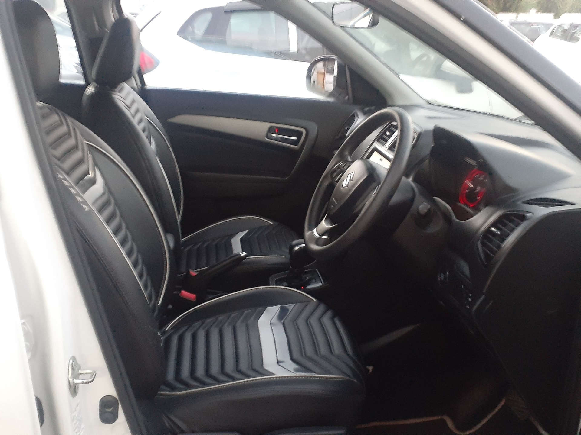 Vitara Brezza image 3 Vitara Brezza image 3