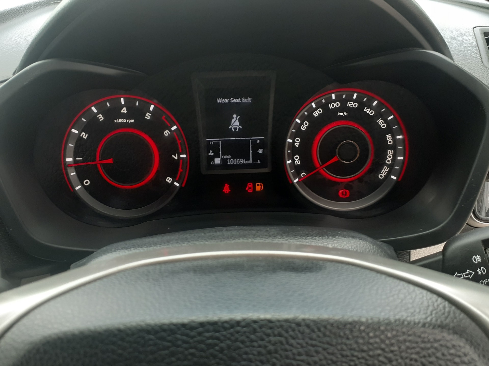 XUV300 image 10 XUV300 image 10