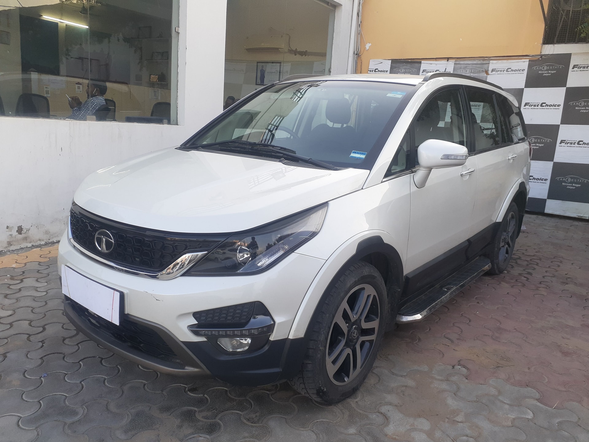 Hexa image 9 Hexa image 9