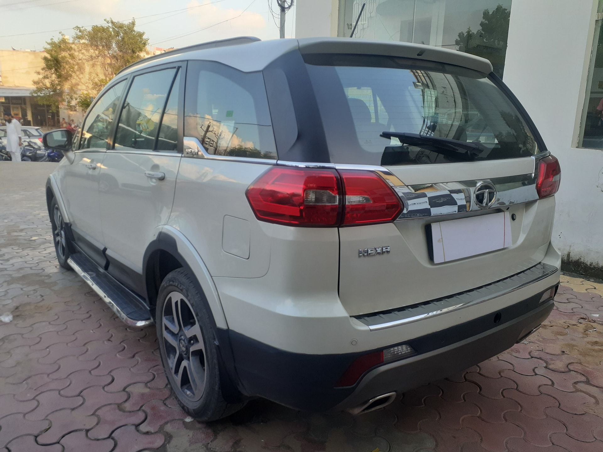 Hexa image 11 Hexa image 11