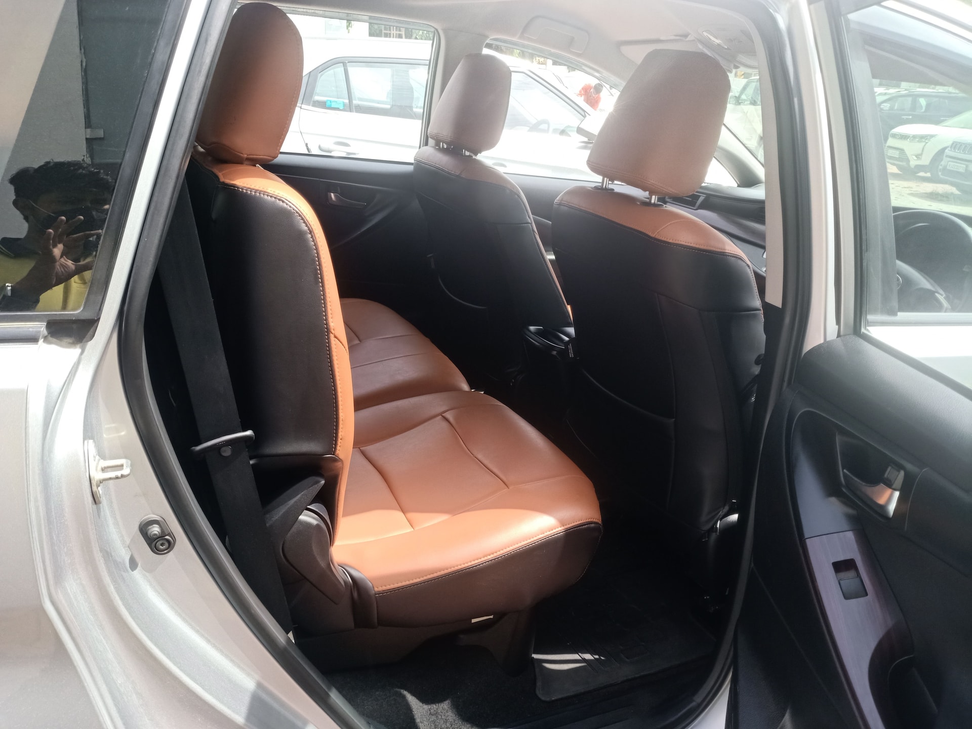 Innova Crysta image 7 Innova Crysta image 7