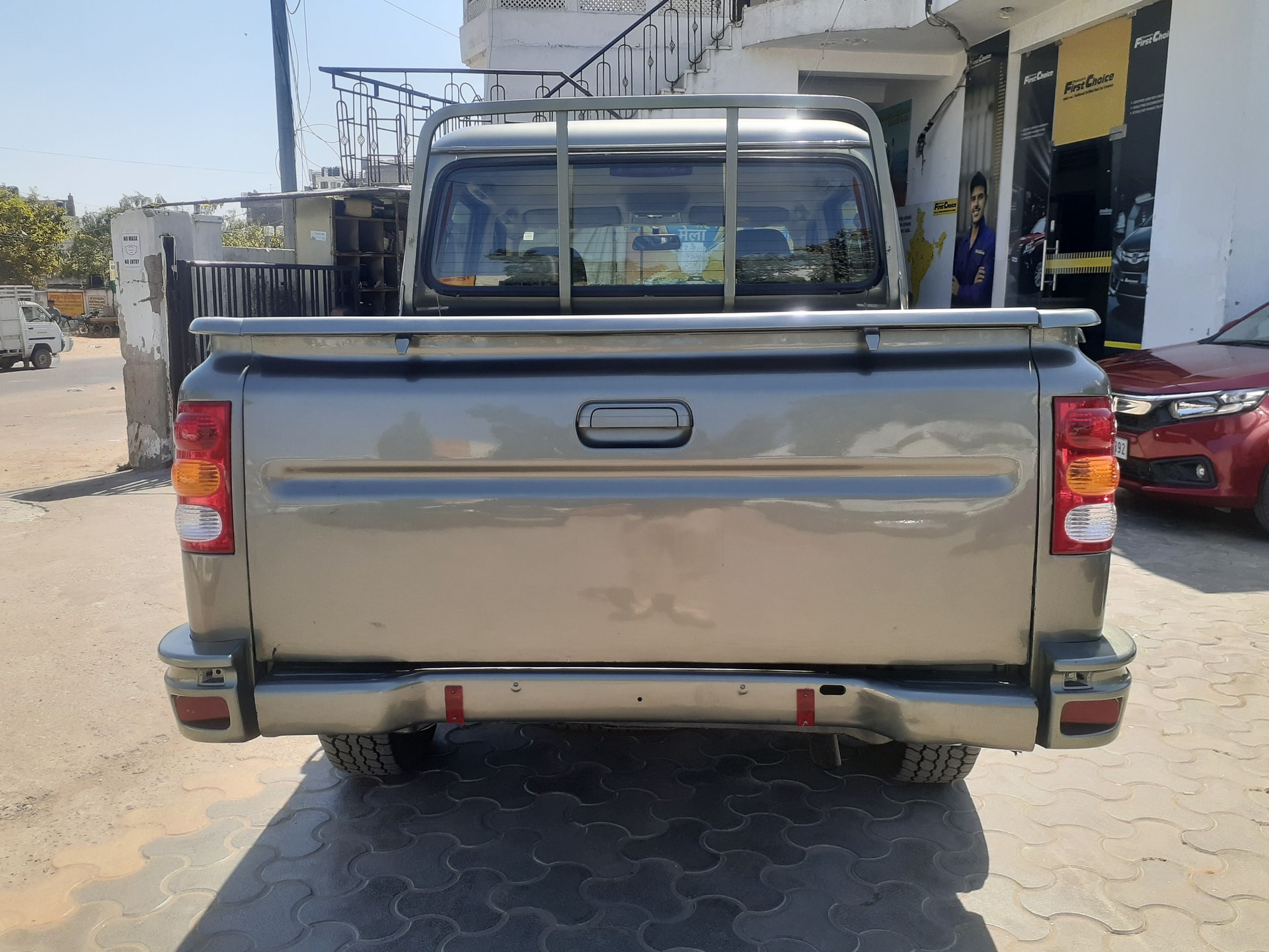 Scorpio image 7 Scorpio image 7