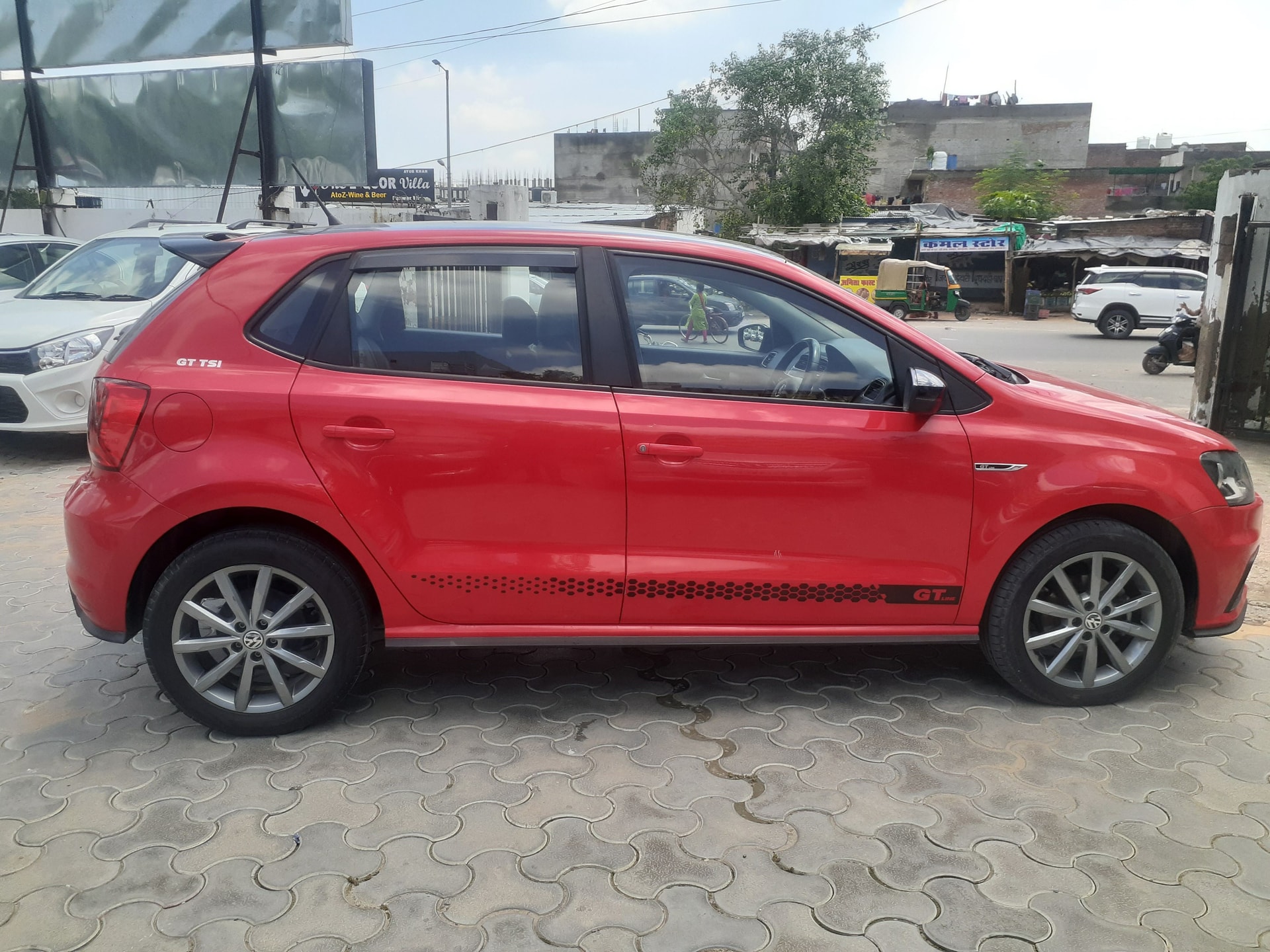 Polo image 7 Polo image 7