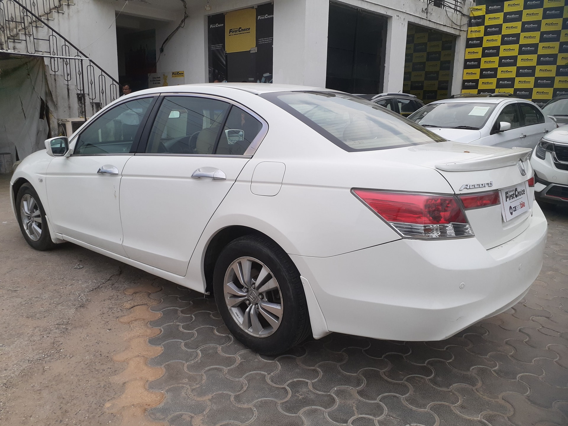 Accord image 4 Accord image 4