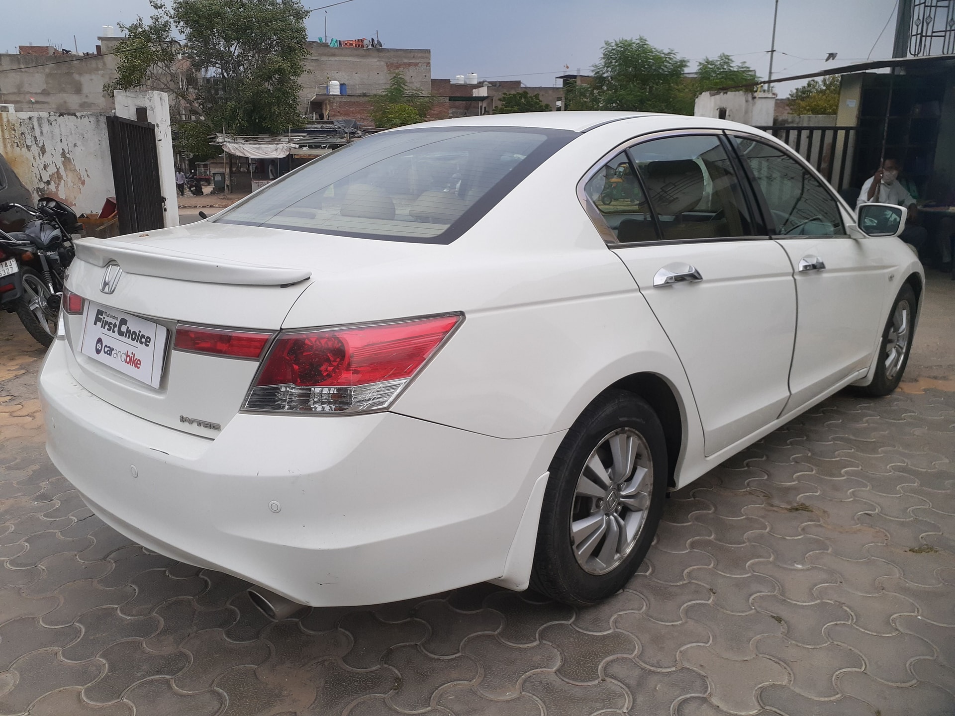 Accord image 5 Accord image 5