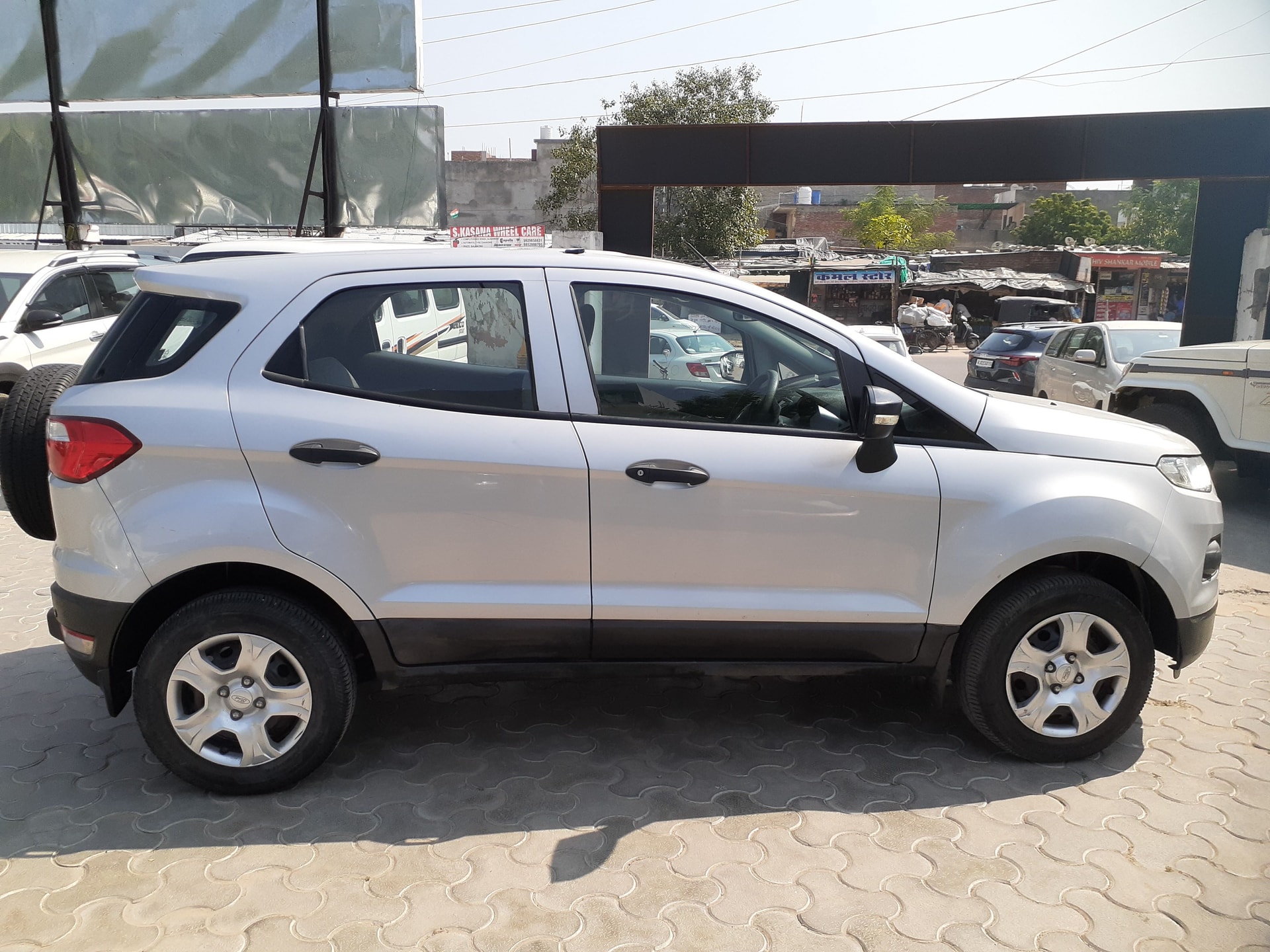 EcoSport image 8 EcoSport image 8