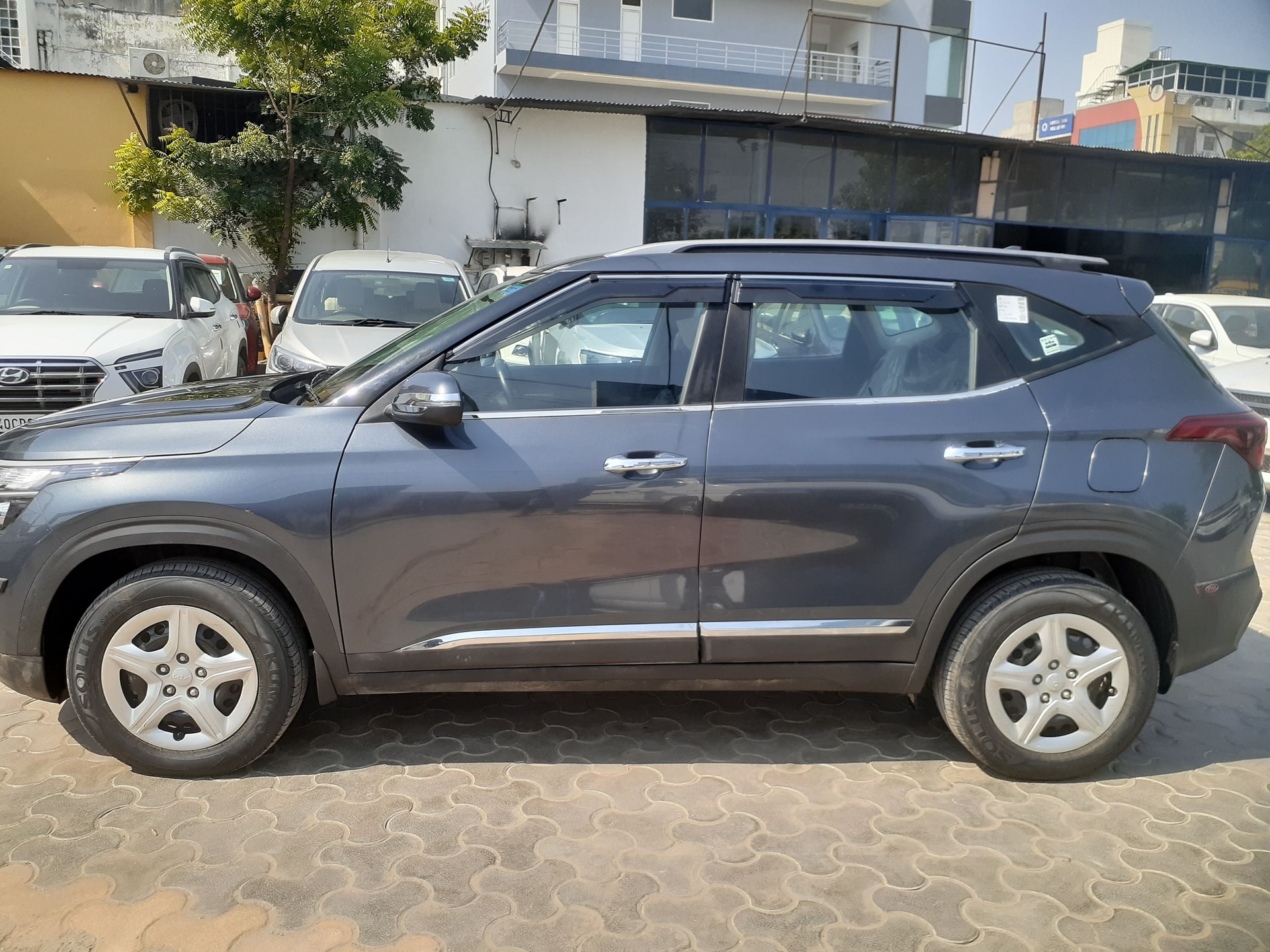 Seltos image 2 Seltos image 2