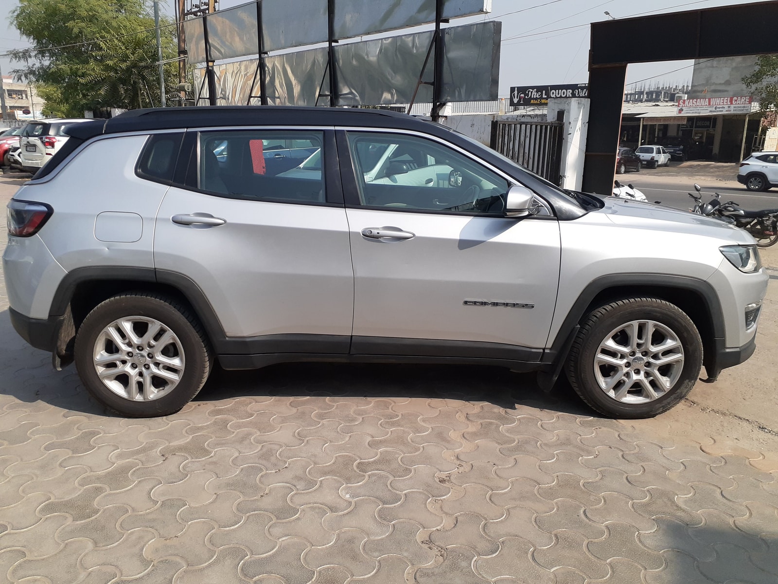 Compass image 7 Compass image 7