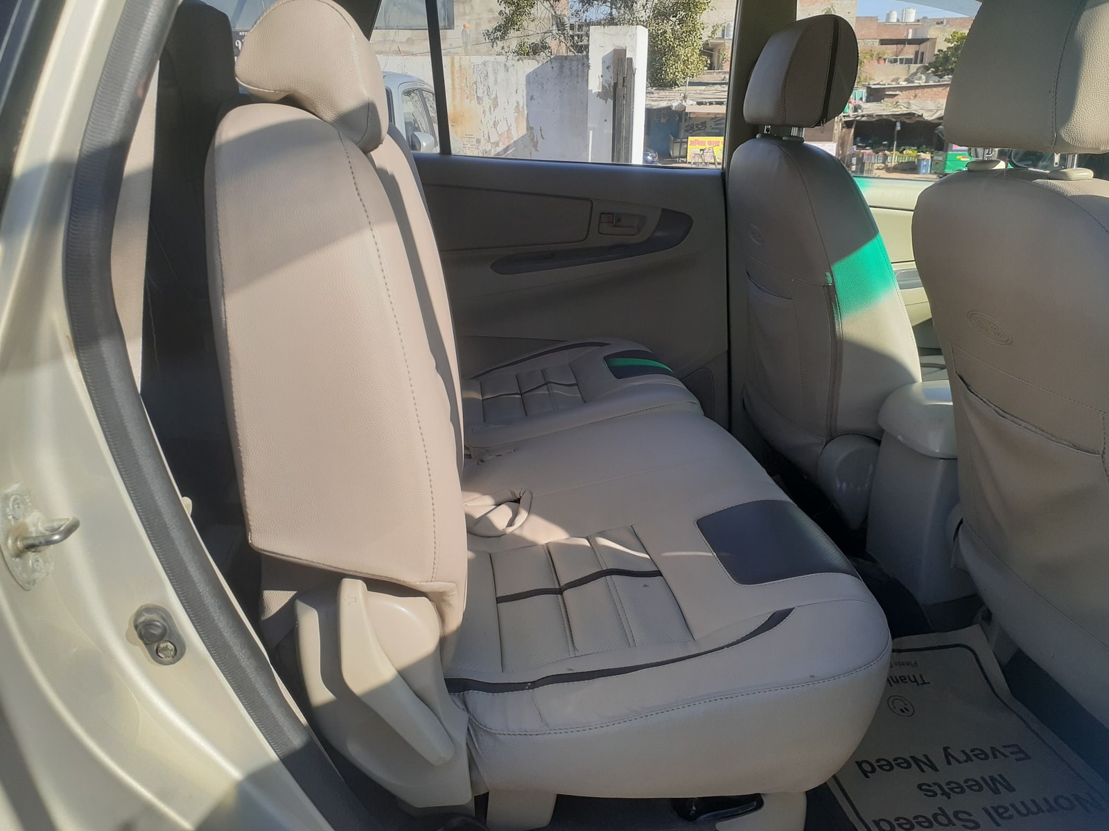 Innova image 15 Innova image 15