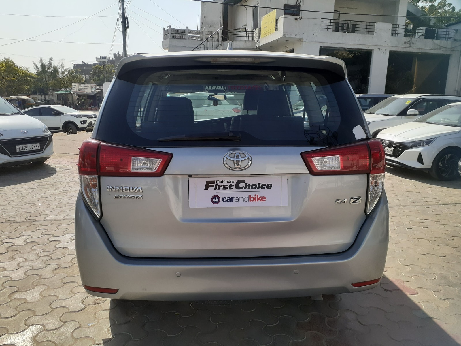 Innova Crysta image 4 Innova Crysta image 4