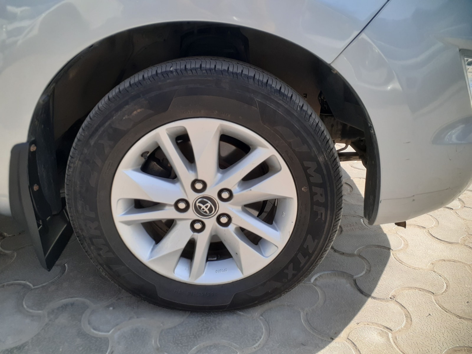 Innova Crysta image 9 Innova Crysta image 9