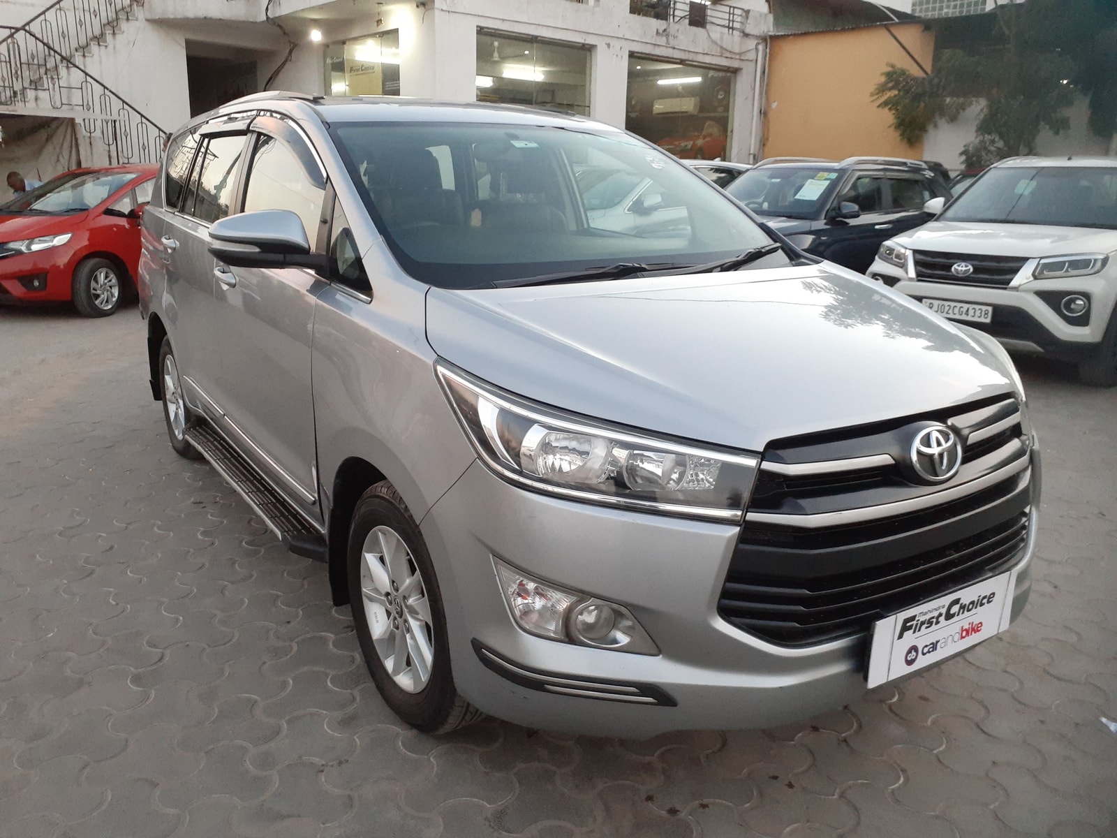 Innova Crysta image 7 Innova Crysta image 7