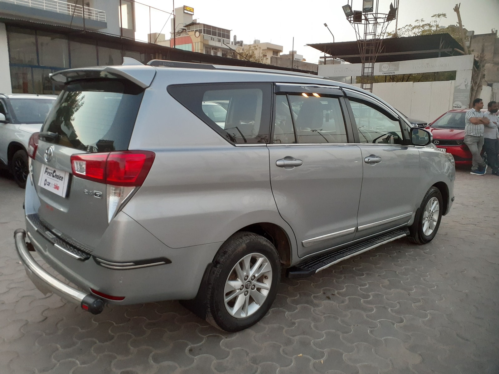 Innova Crysta image 5 Innova Crysta image 5